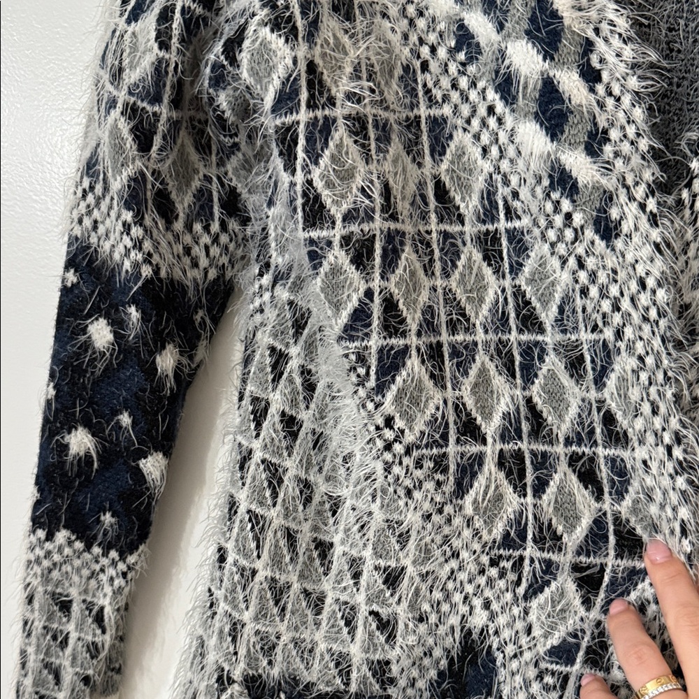 Picadilly Black and Gray Geometric Cardigan - Picture 5 of 9
